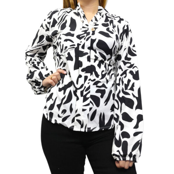 BLUSA CAMISERA ESTAMPADO ZEBRA MANGA LARGA